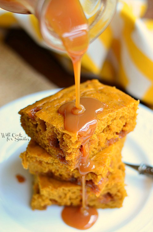 Pumpkin-Caramel-Blondies-c-willcookforsmiles.com-pumpkin-caramel-dessert